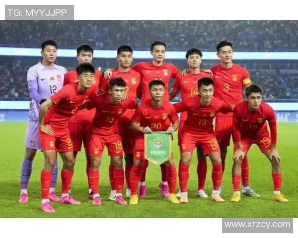 杭州足球队逆袭之路揭秘：从低谷到巅峰的奋斗与荣耀